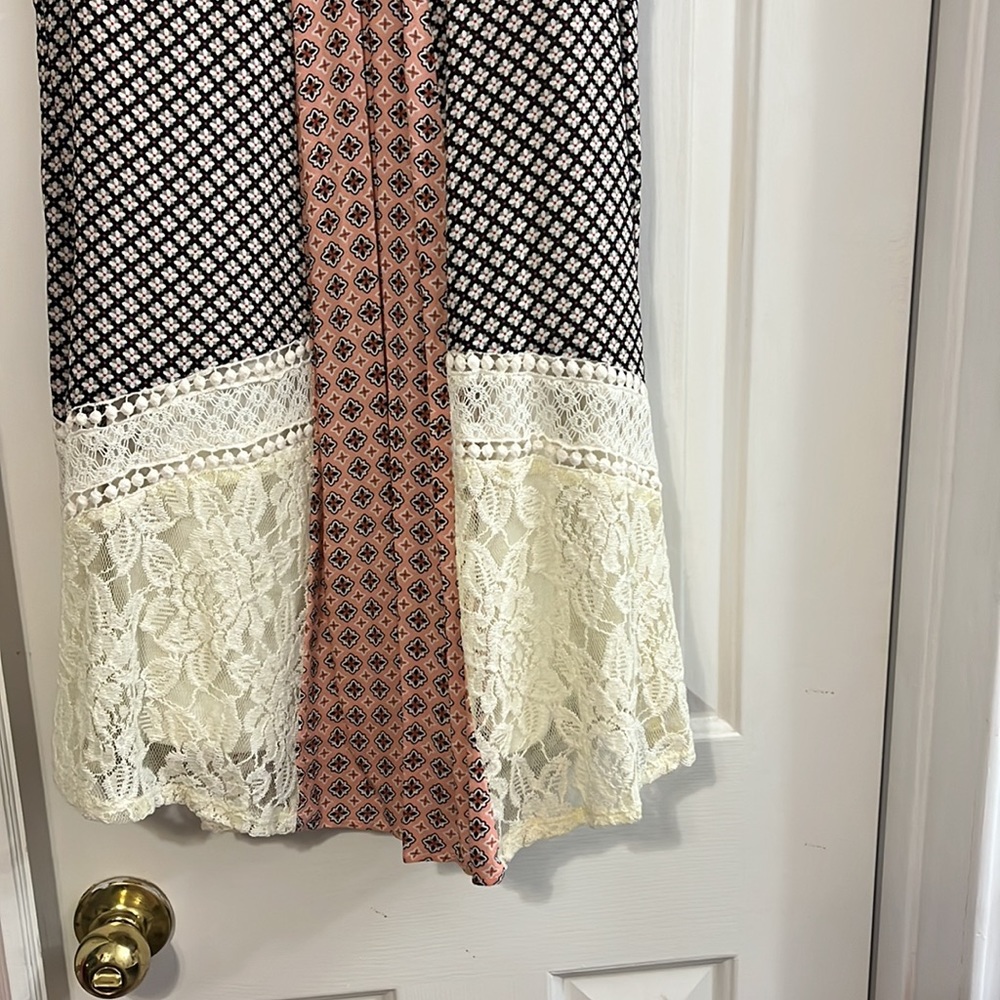 Womens dress.  EUC. Smoke free home work 2x.    Size S - Picture 6 of 6